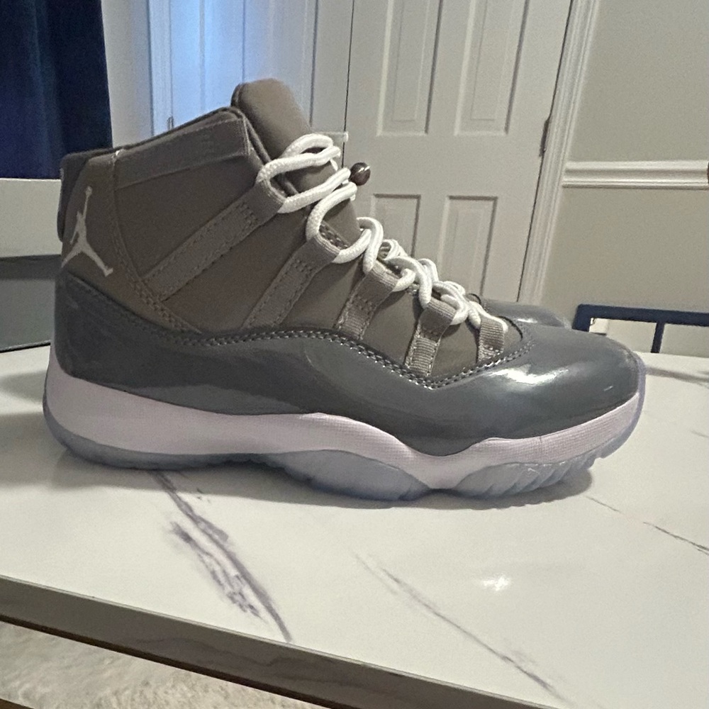 AIR JORDAN 11 RETRO 'COOL GREY' 2021